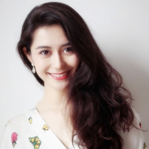 小说：大学校园一位玉人跑步崴了脚，途经的外卖小哥自告奋勇 ...