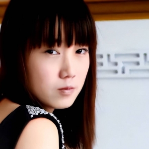 “网红模特”张筱雨，出道一年拍21套人体写真，今39岁仍孤身一人 ...