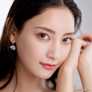 东瀛极品尤物！性感得无可救药！菜菜绪写真赏