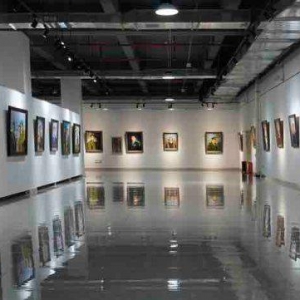 高长宝“飞虎队”系列个人油画展在昆明开展